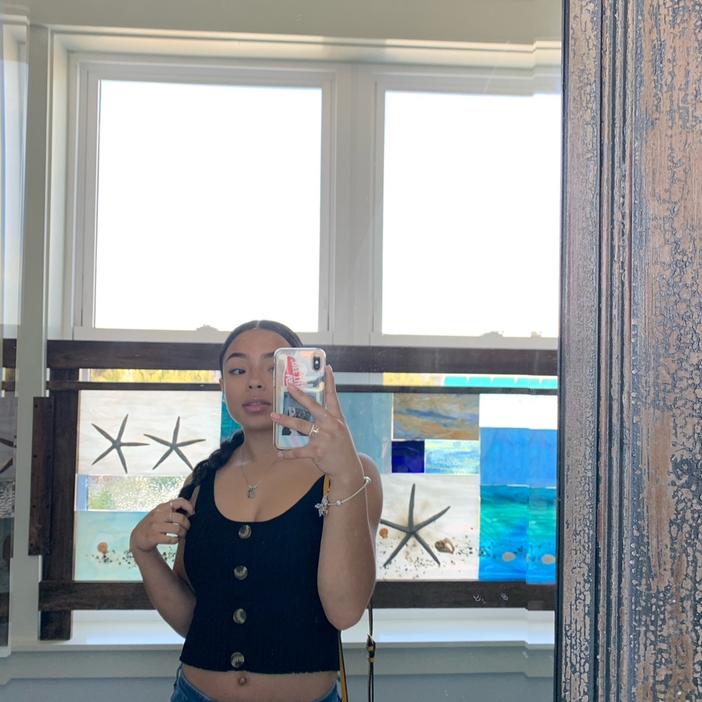 Meet your Posher, Alondra